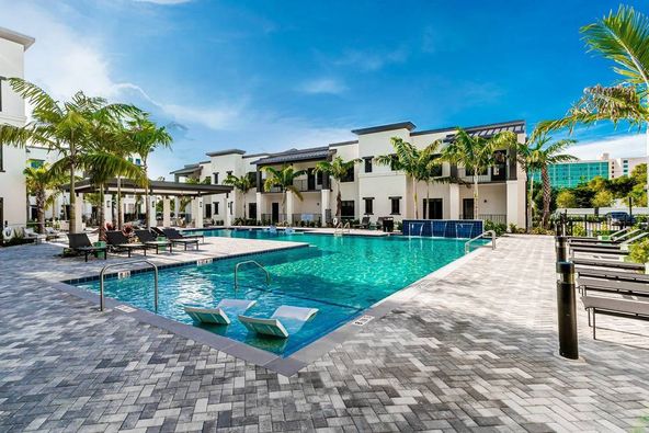 11961 US Highway 1, Palm Beach Gardens, FL 33408